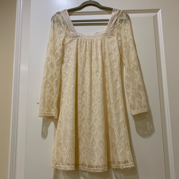 entro Dresses & Skirts - Off-white Lace Dress by Entro